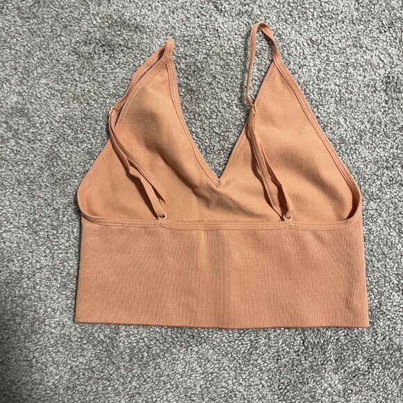 Aritzia Talula Seamless Bra Top - Picture 2 of 4